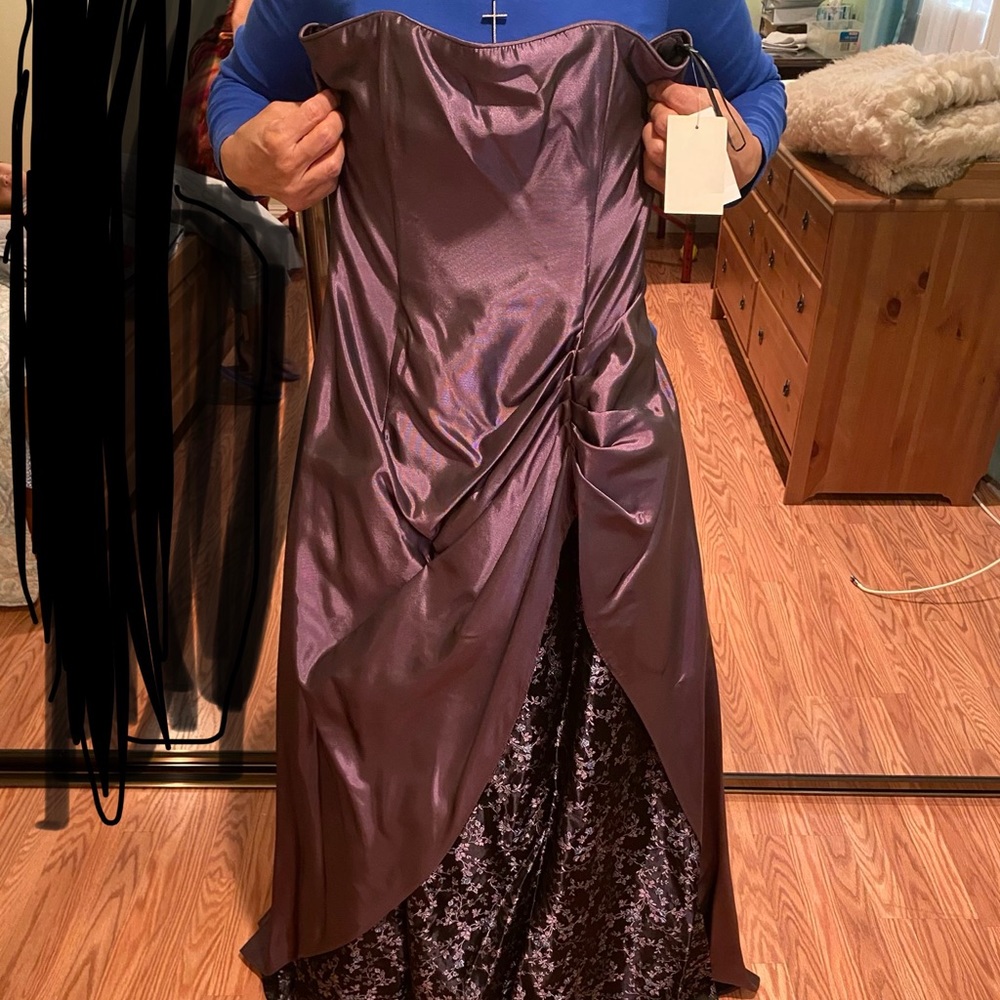 Brand New Purple Jessica McClintock Gown